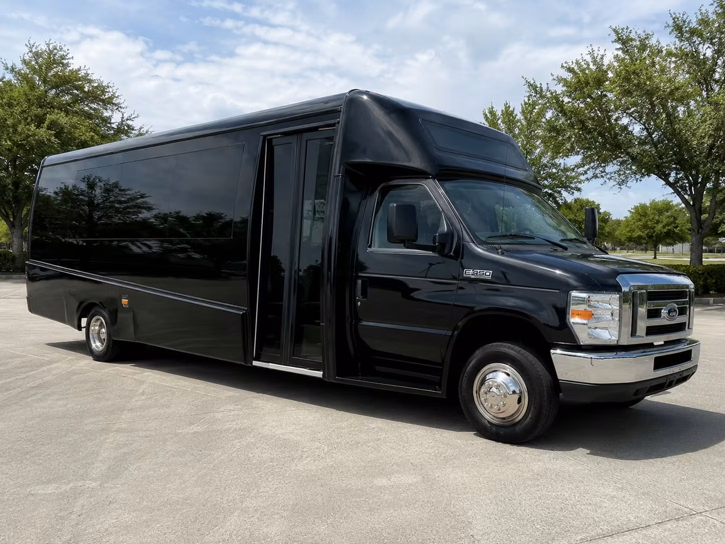 18 passenger minibus